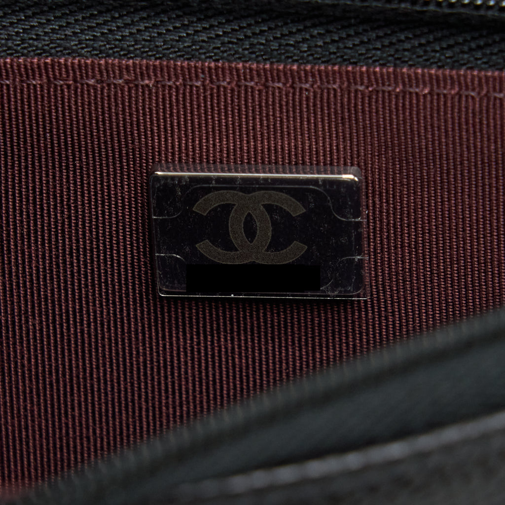 chanel-classic-wallet-on-chain-caviar-black-shw-microchip
