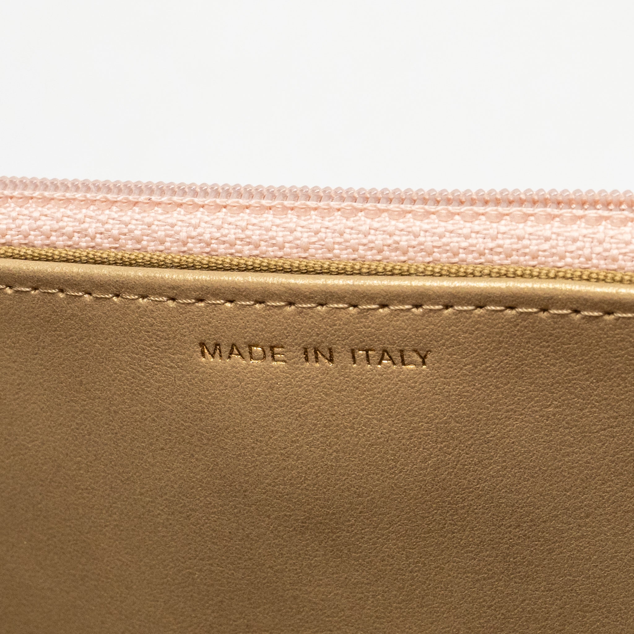 chanel-pearl-crush-wallet-on-chain-lambskin-light-pink-ghw-microchip-1