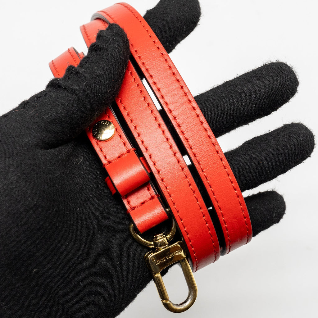 louis-vuitton-neo-noe-monogram-canvas-red-ghw-1