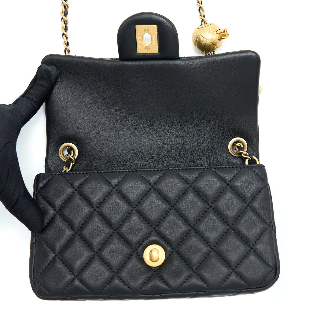 chanel-pearl-crush-mini-rectangular-lambskin-black-with-ghw-microchip