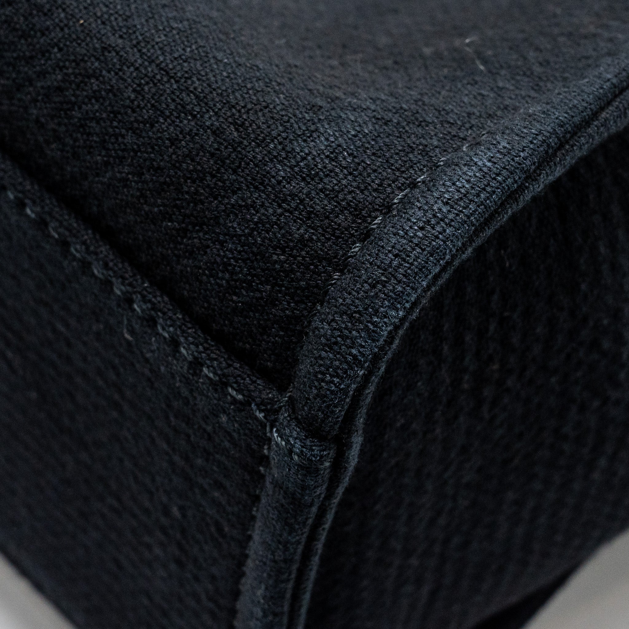 chanel-small-deauville-shopping-tote-bag-calfskin-fabric-black-lghwmicrochip