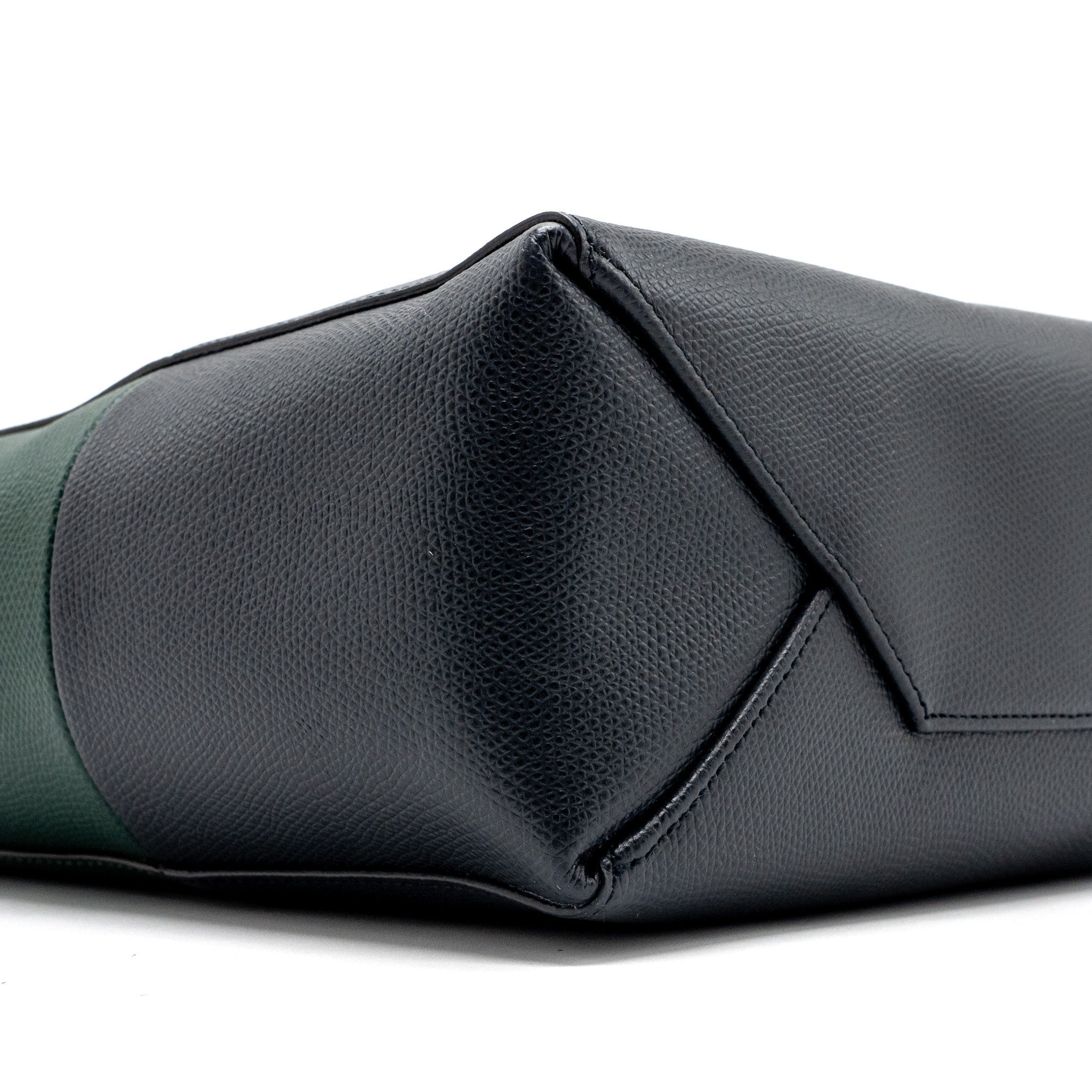 celine-vertical-cabas-calfskin-green-navy-ghw