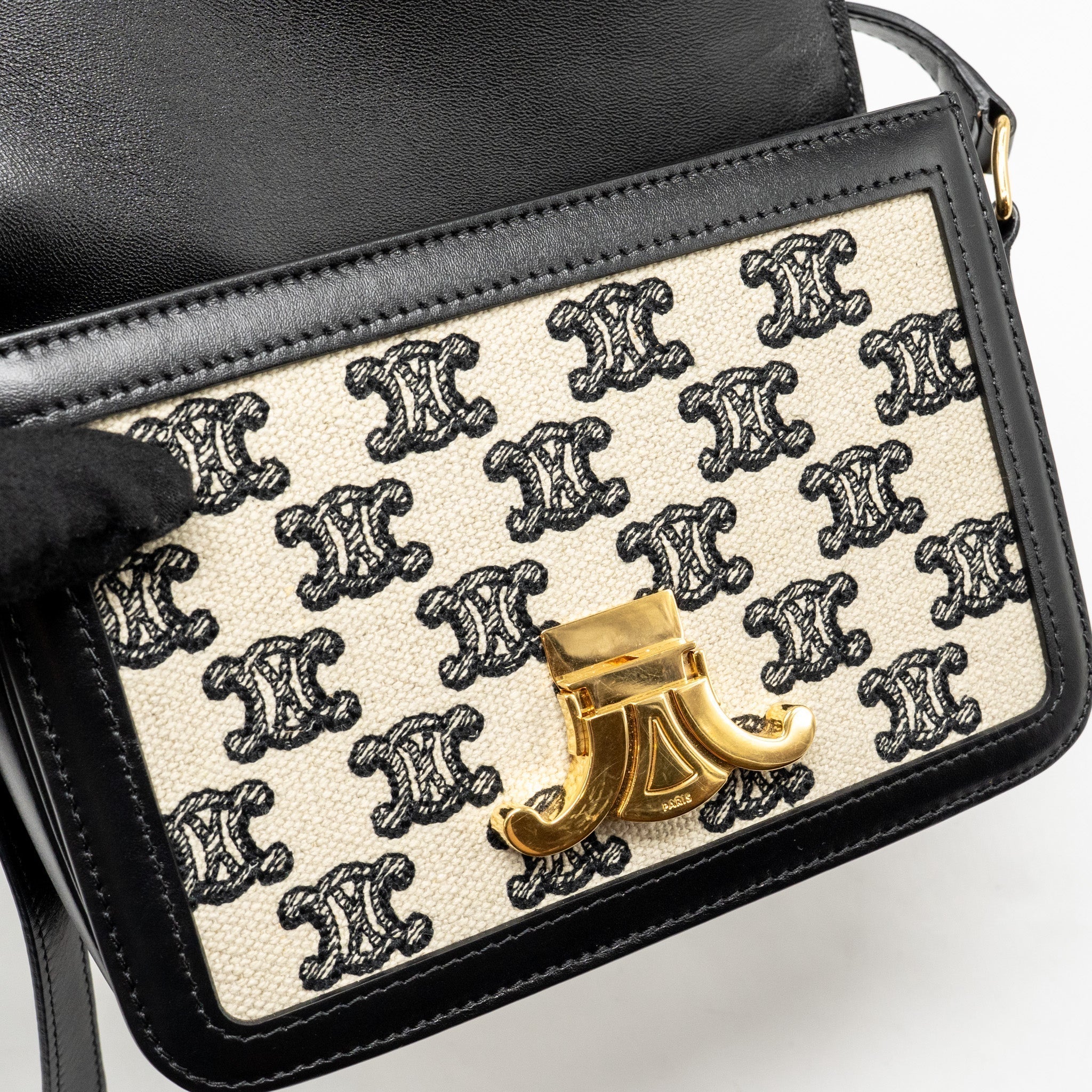celine-teen-triomphe-bag-triomphe-canvas-calfskin-black-white-ghw
