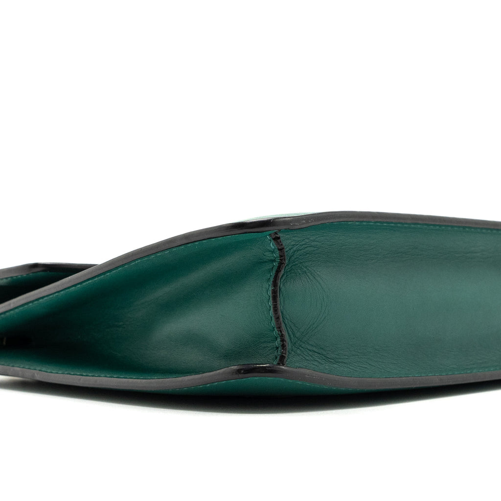 bvlgari-serpenti-forever-chain-bag-calfskin-green-lghw-1