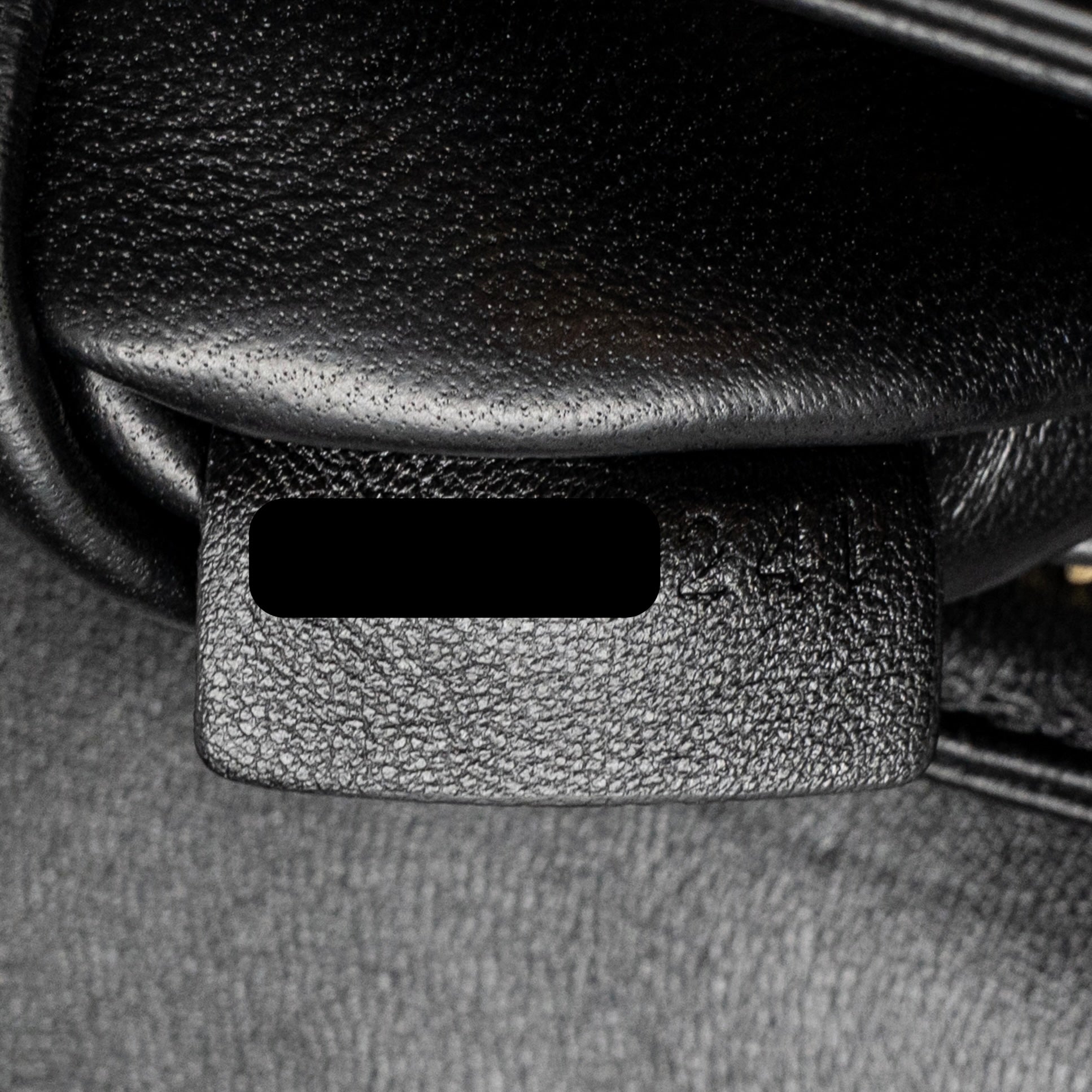 celine-teen-triomphe-bag-triomphe-canvas-calfskin-black-white-ghw