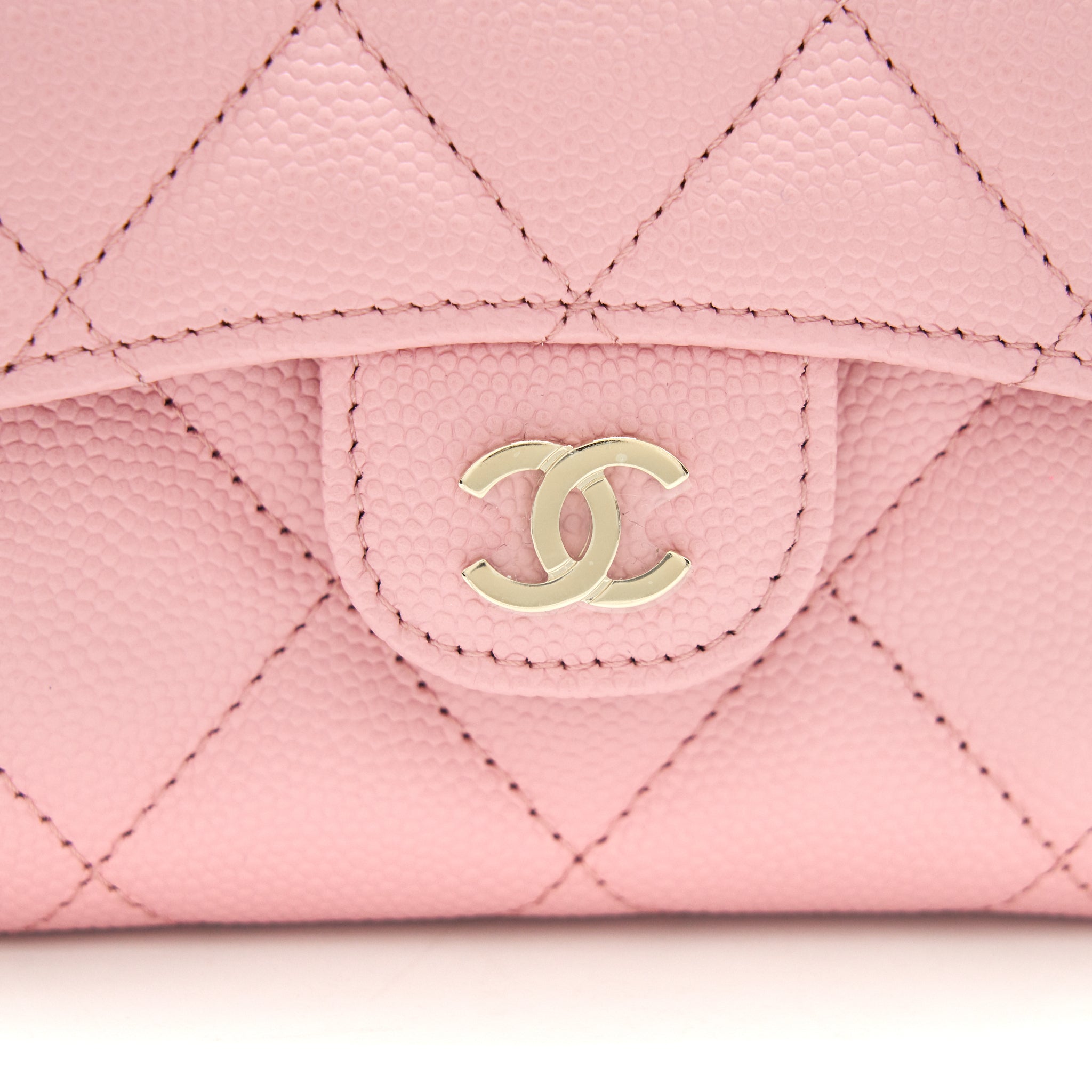 chanel-cardholder-on-chain-caviar-pink-lghw