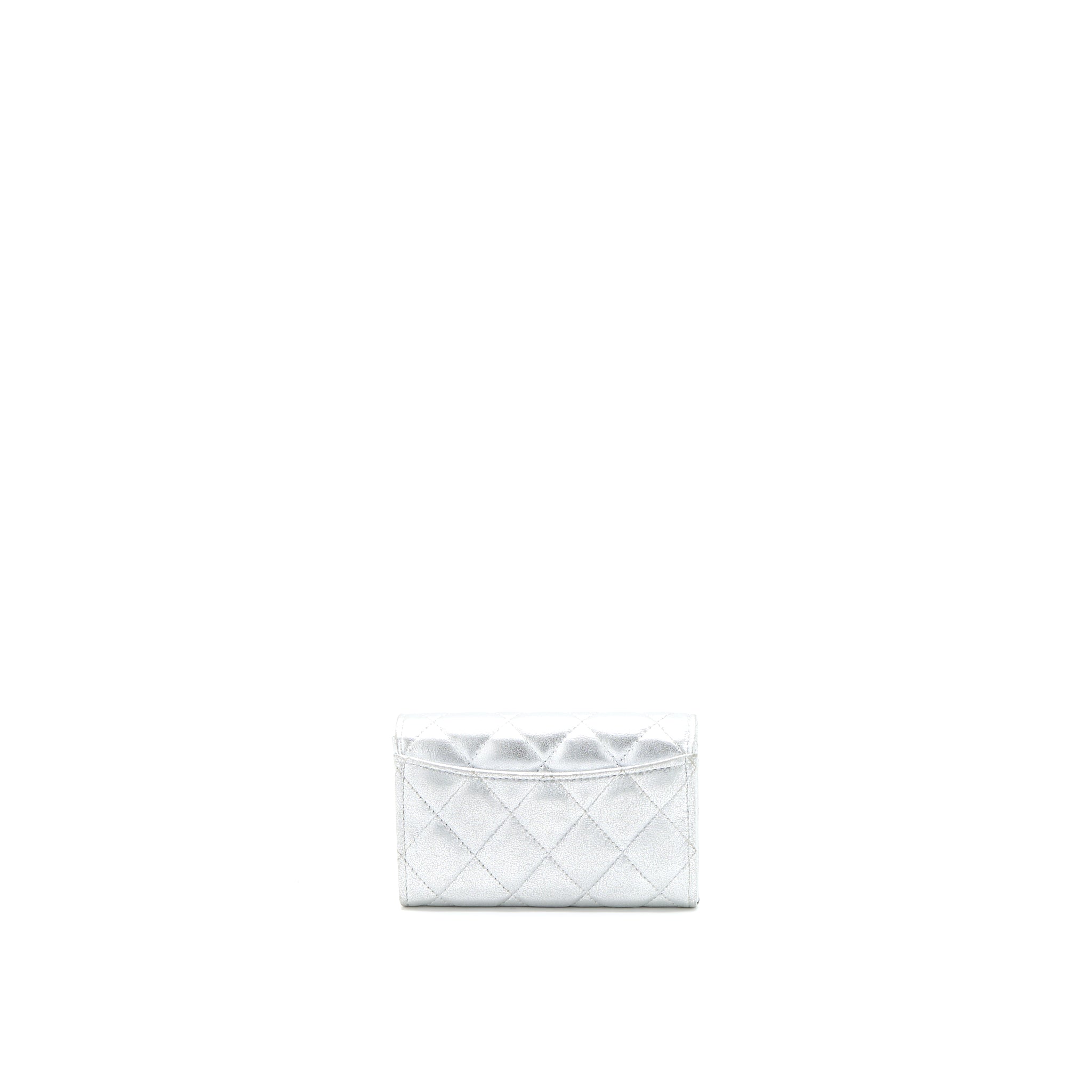 chanel-quilted-classic-flap-card-holder-lambskin-silver-shw