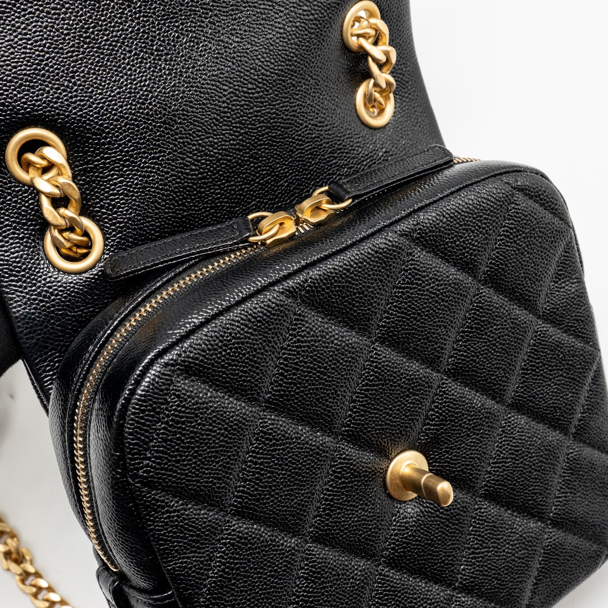chanel-quilted-flap-backpack-caviar-black-ghw-microchip-1