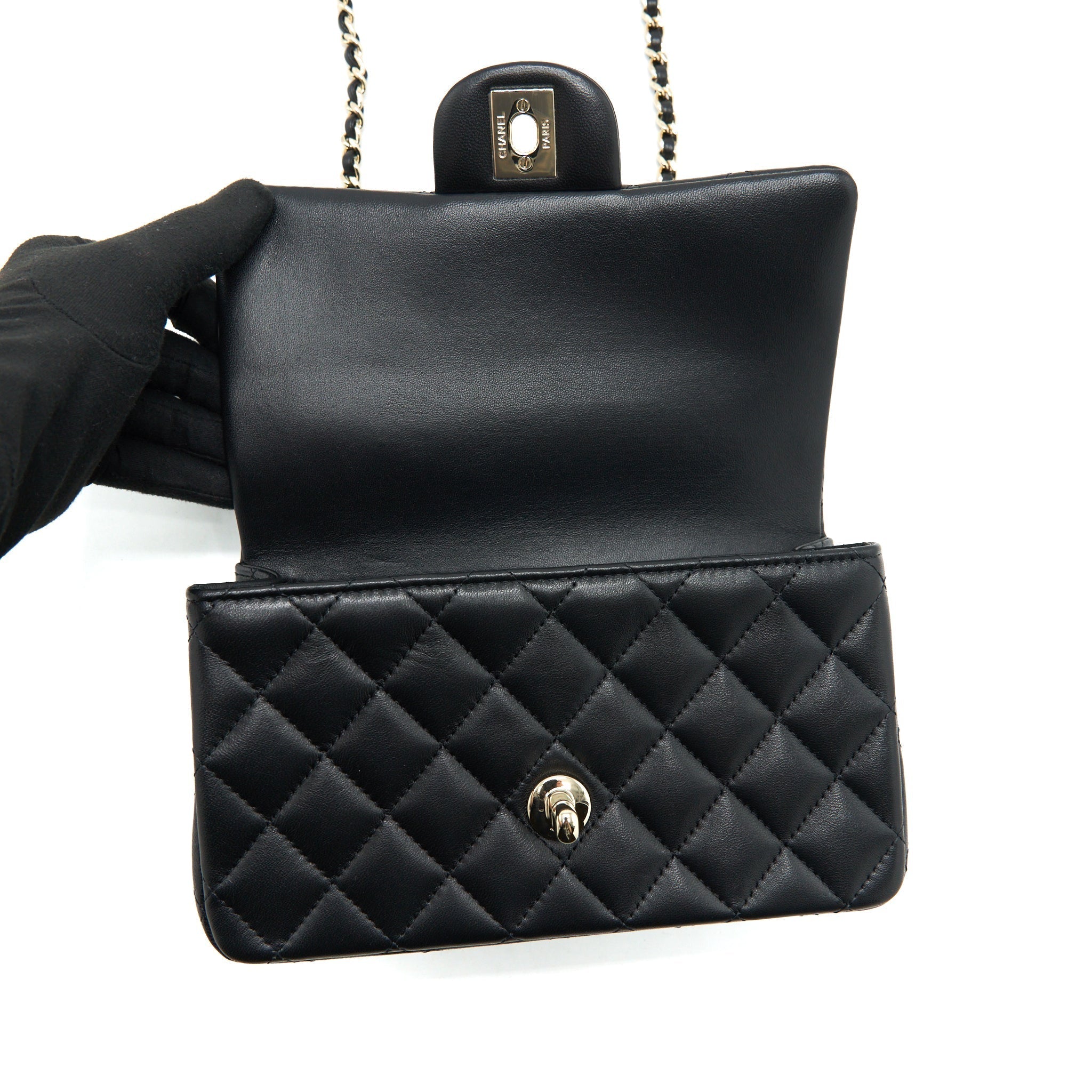 chanel-22p-top-handle-mini-rectangular-flap-bag-lambskin-black-lghw
