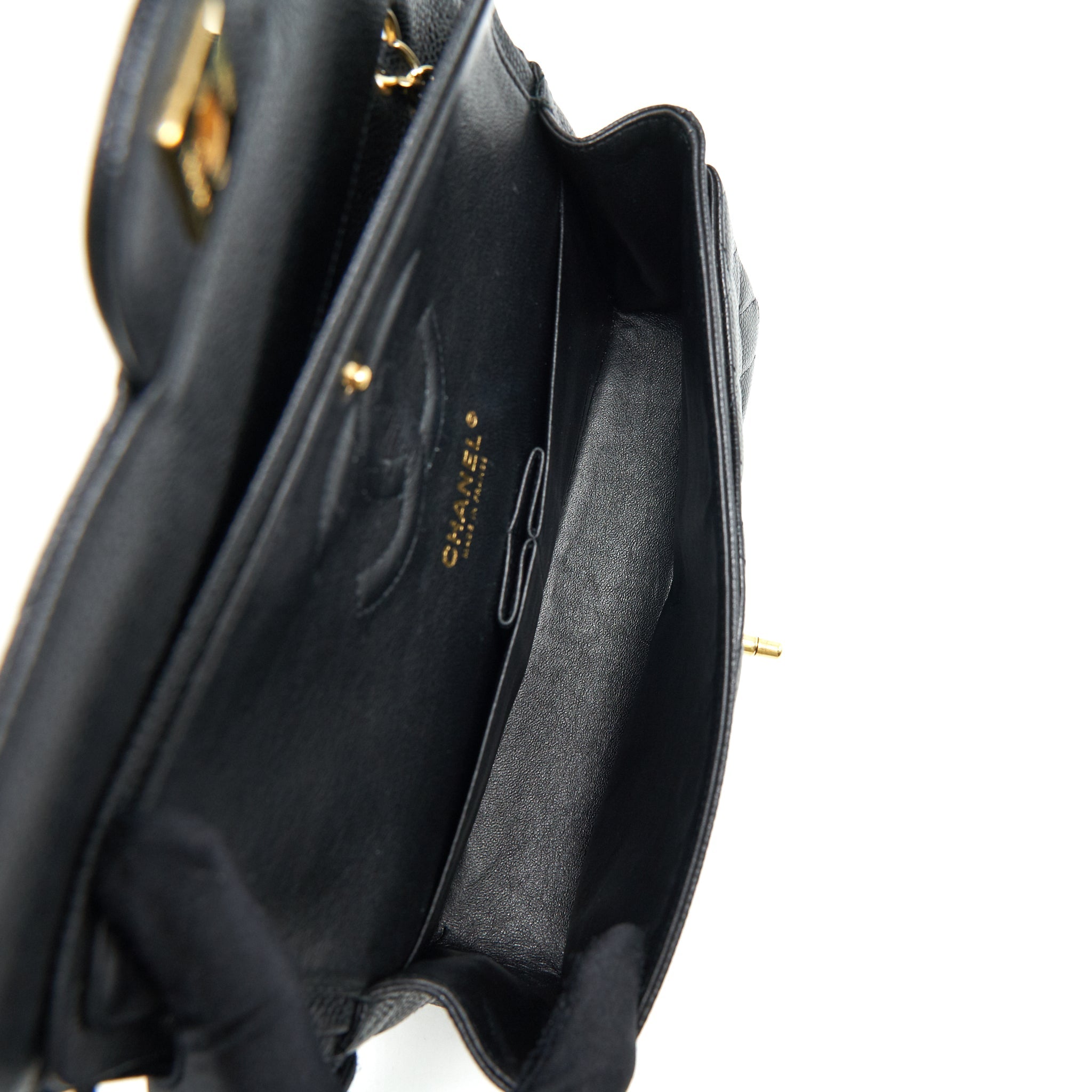 chanel-medium-classic-double-flap-bag-caviar-black-ghw-1