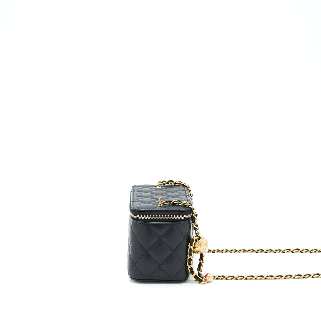chanel-22b-pearl-crush-long-vanity-with-chain-lambskin-black-ghw
