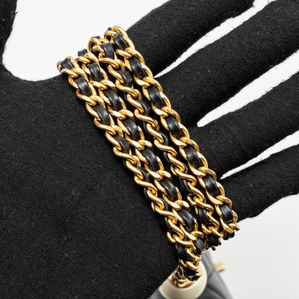 chanel-24s-pearl-adjustable-chain-mini-flap-bag-lambskin-black-ghwmicrochip
