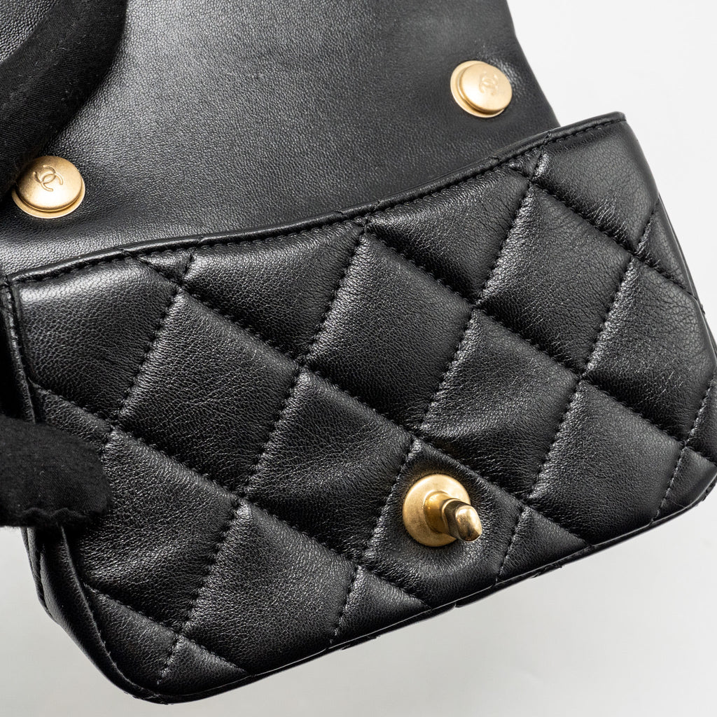 chanel-24s-pearl-adjustable-chain-mini-flap-bag-lambskin-black-ghwmicrochip