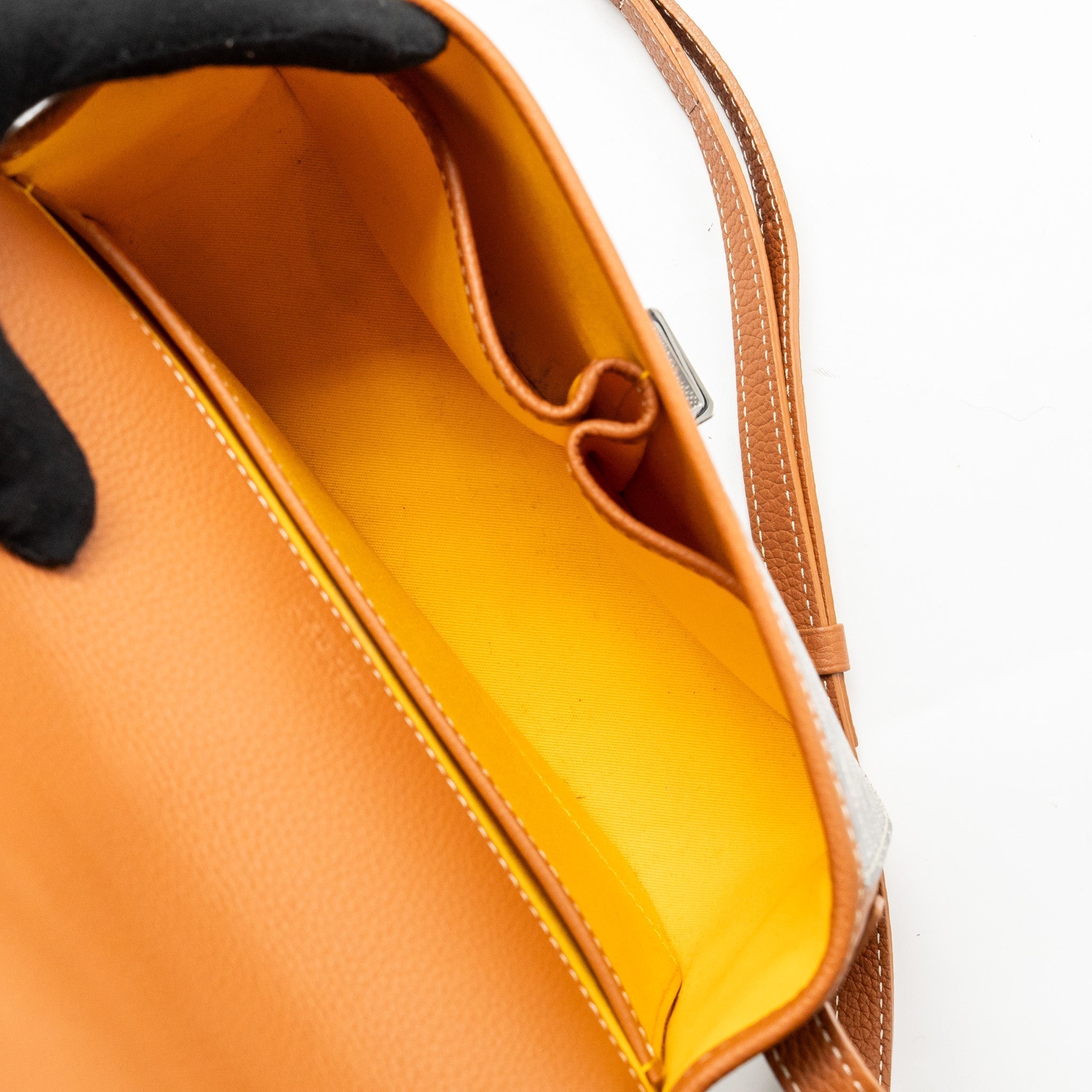 goyard-belvedere-pm-messenger-bag-goyardline-canvas-calfskin-tan-shw
