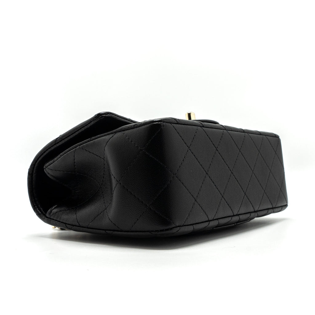 chanel-top-handle-mini-rectangular-flap-bag-lambskin-black-lghwmicrochip