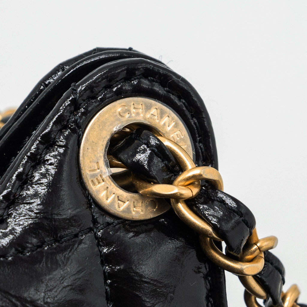 chanel-23c-small-hobo-bag-patent-black-ghw-microchip