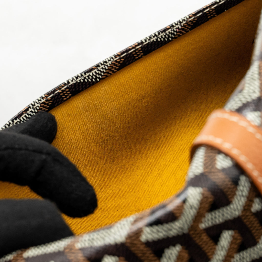 goyard-belvedere-pm-messenger-bag-goyardline-canvas-calfskin-tan-shw
