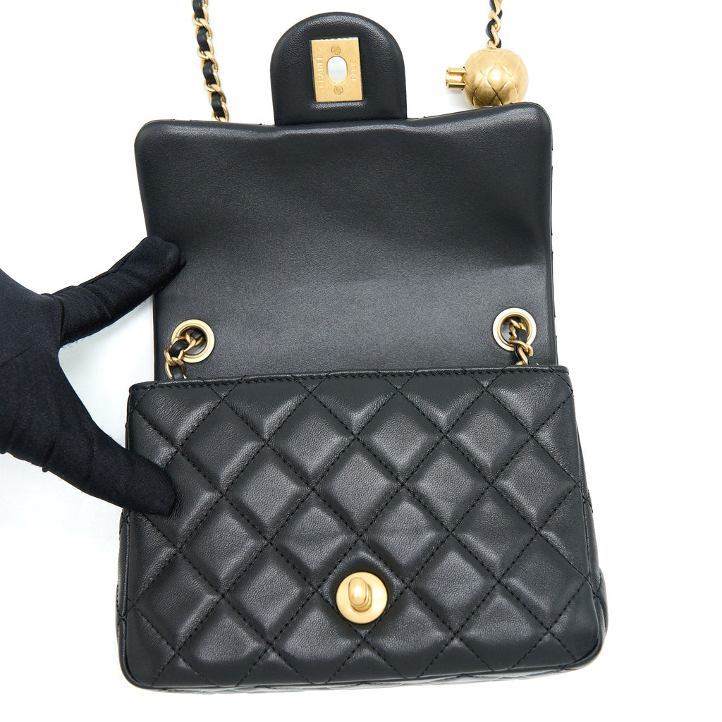 chanel-mini-2-55-reissue-flap-bag-lucky-charms-casino-limited-aged-calfskin-with-ghw