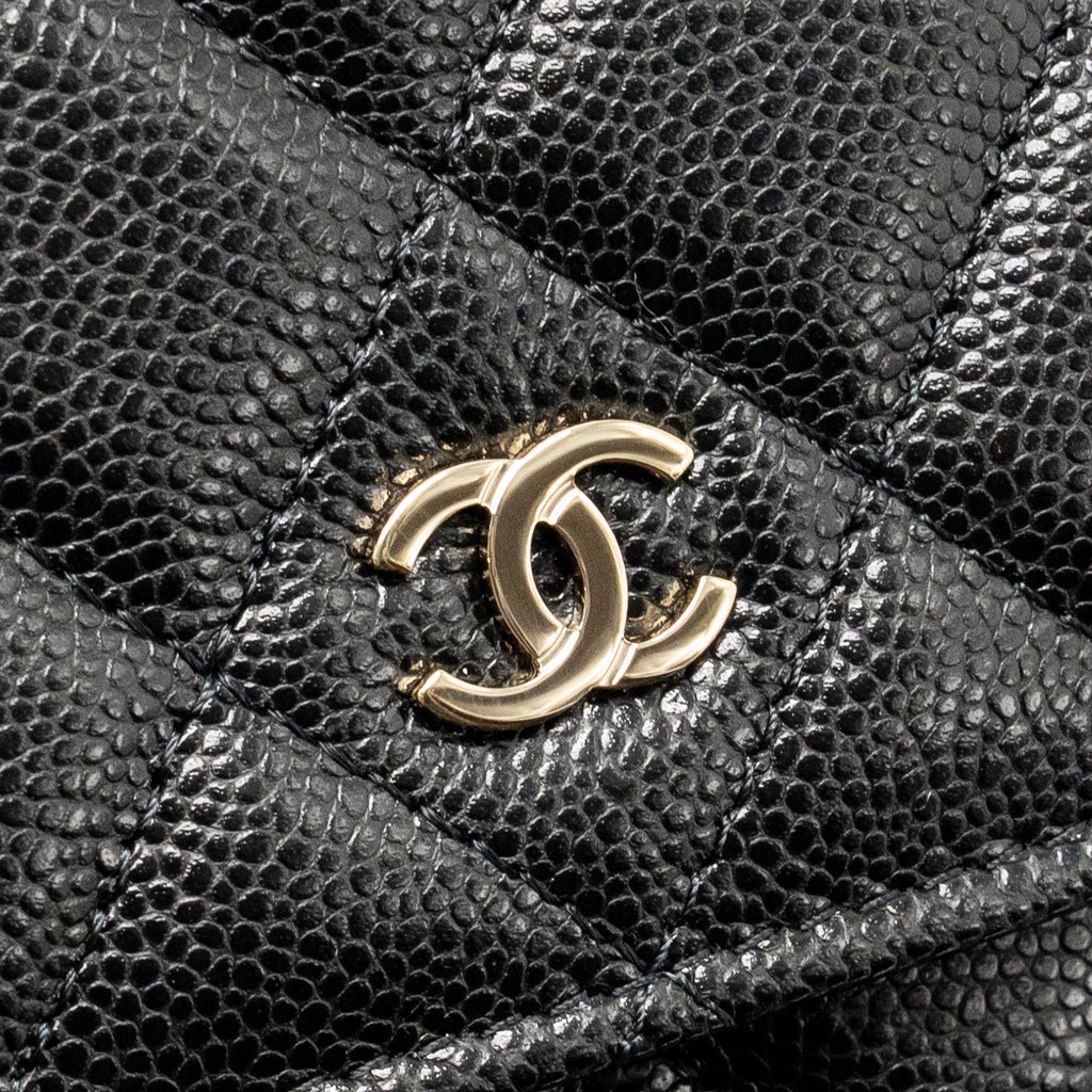 chanel-square-wallet-on-chain-caviar-black-lghw-microchip