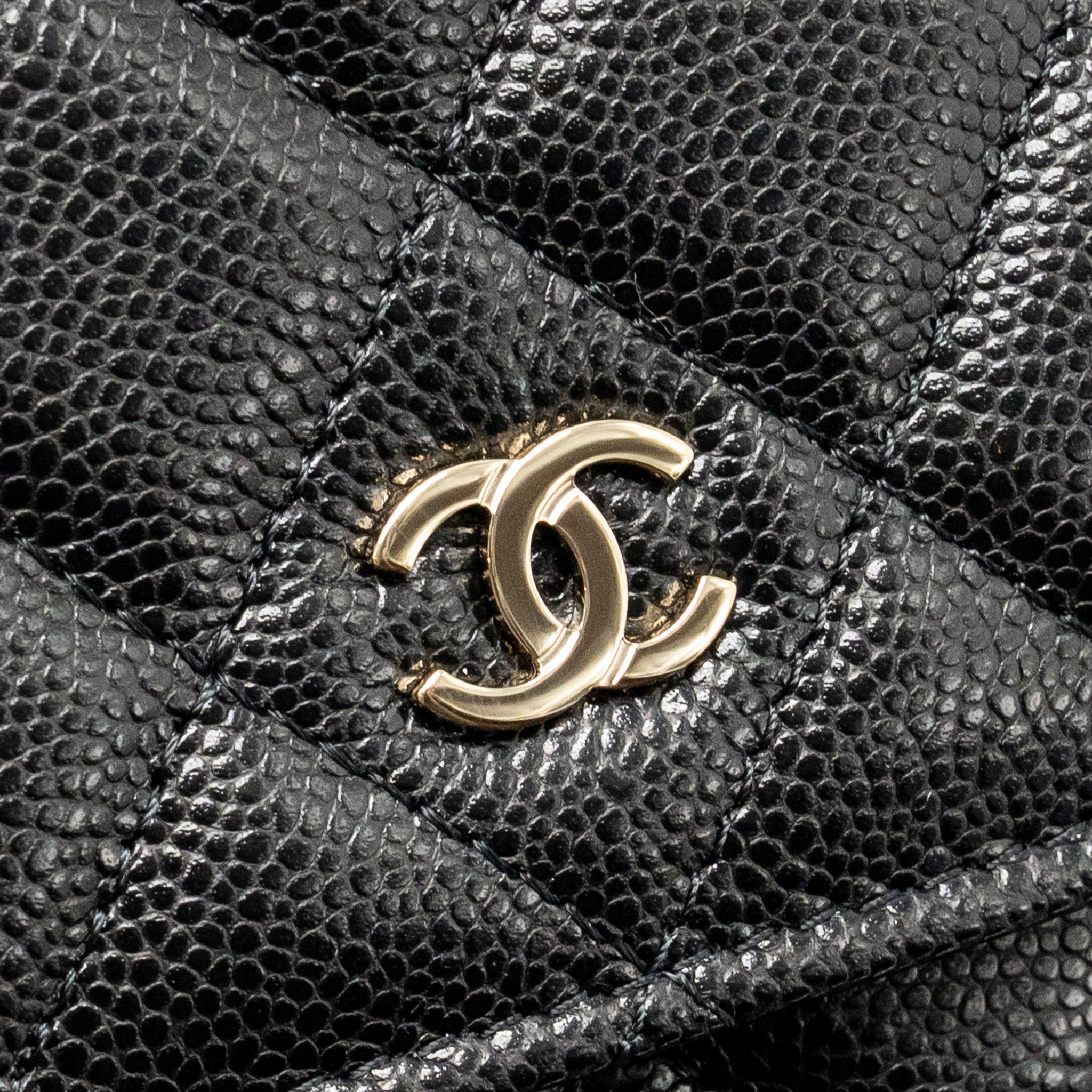 chanel-square-wallet-on-chain-caviar-black-lghw-microchip