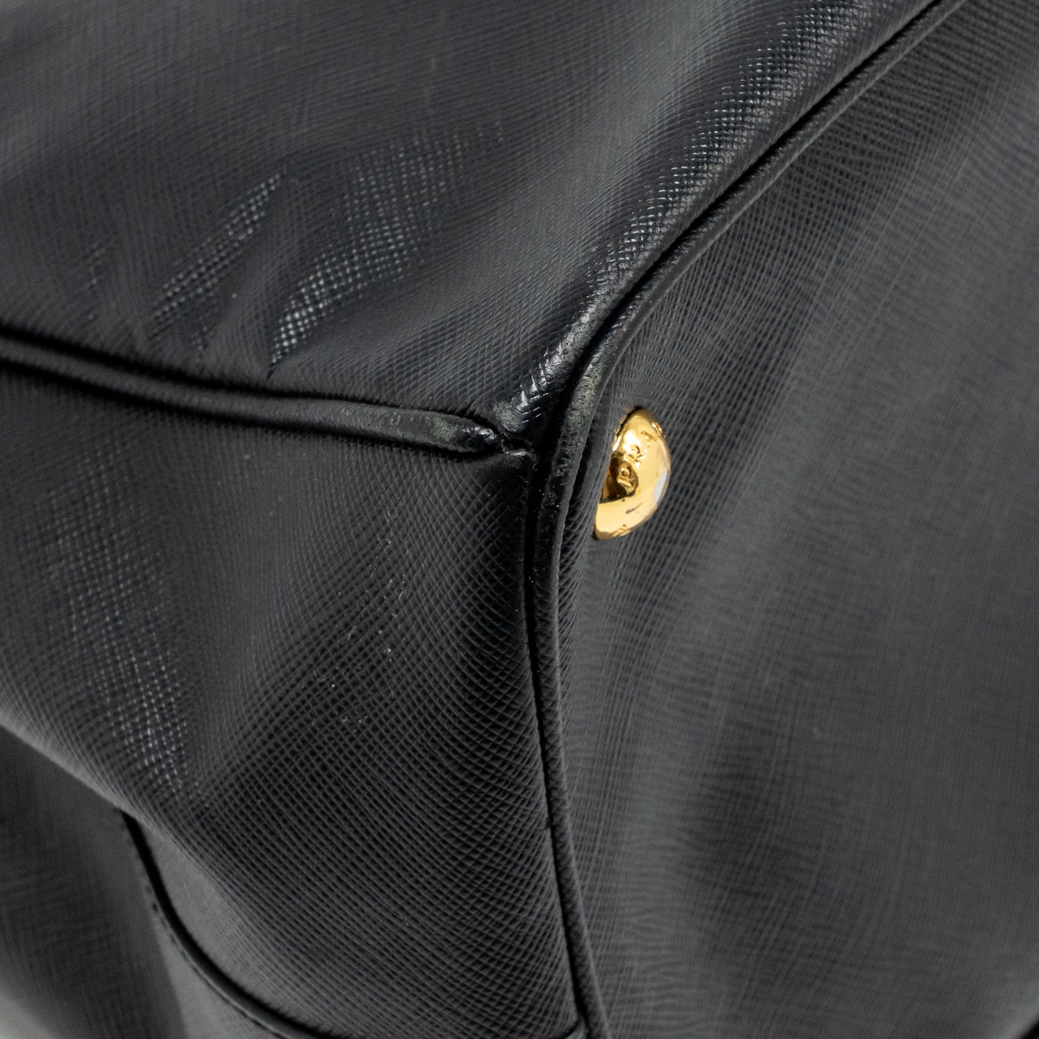 prada-saffiano-tote-bag-calfskin-black-ghw-2