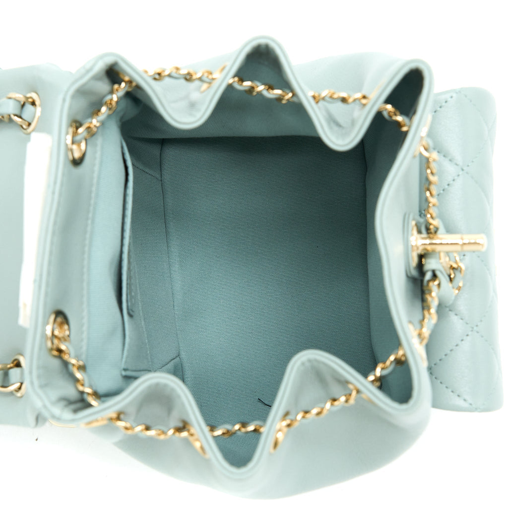 chanel-23c-duma-mini-backpack-calfskin-light-grey-lghw-microchip-1