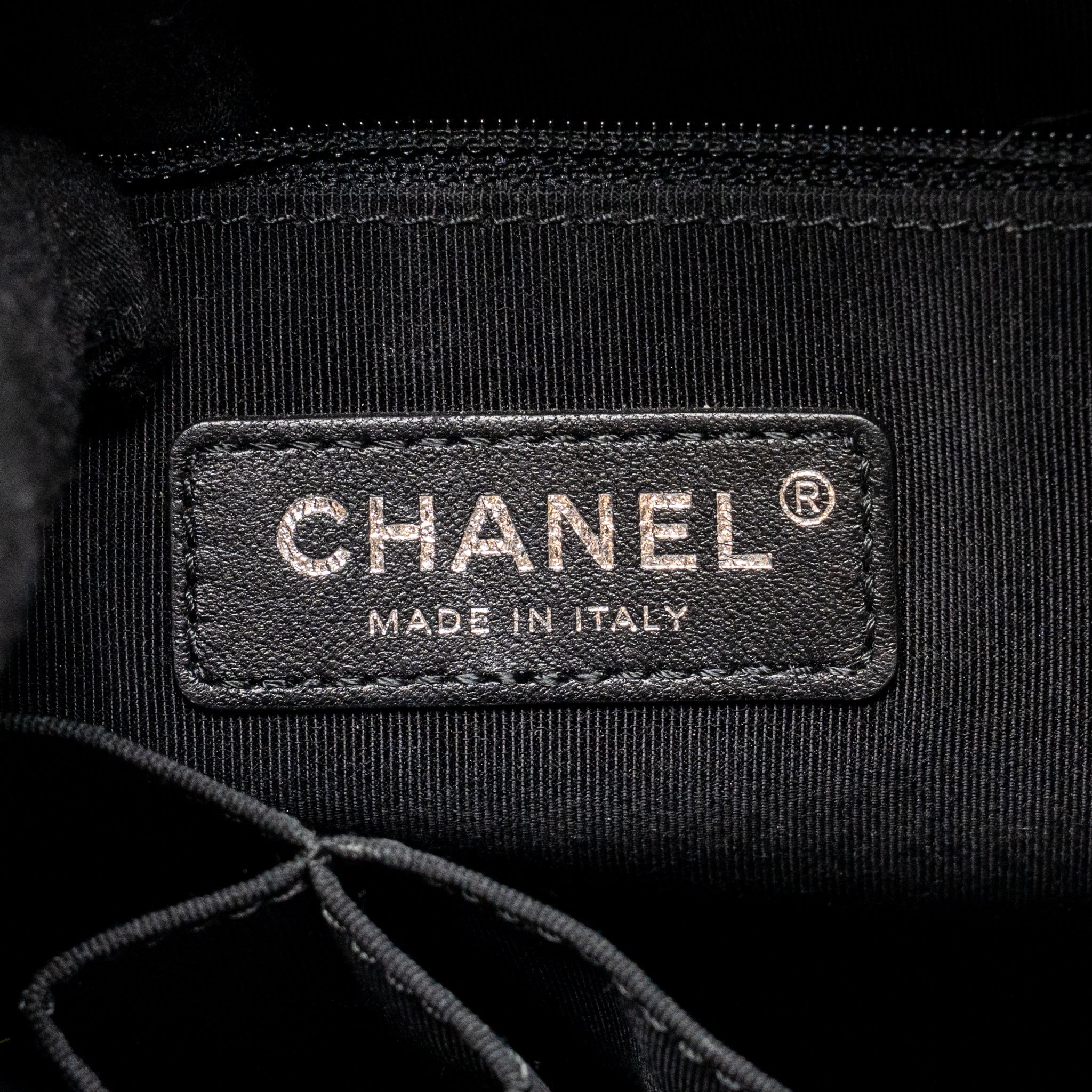 chanel-large-gabrielle-hobo-bag-calfskin-patent-black-multicolor-hardware