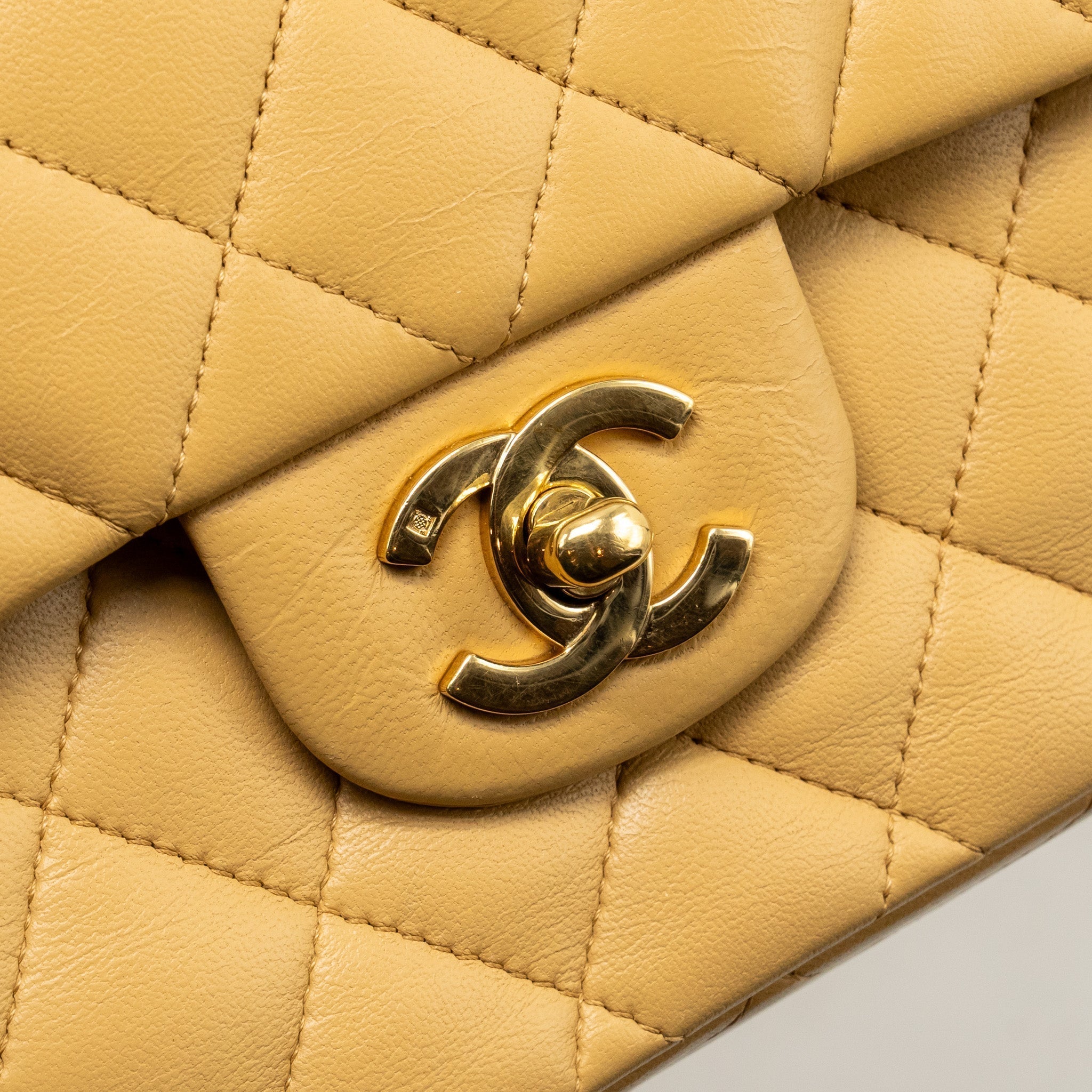 chanel-medium-classic-double-flap-bag-lambskin-beige-ghw