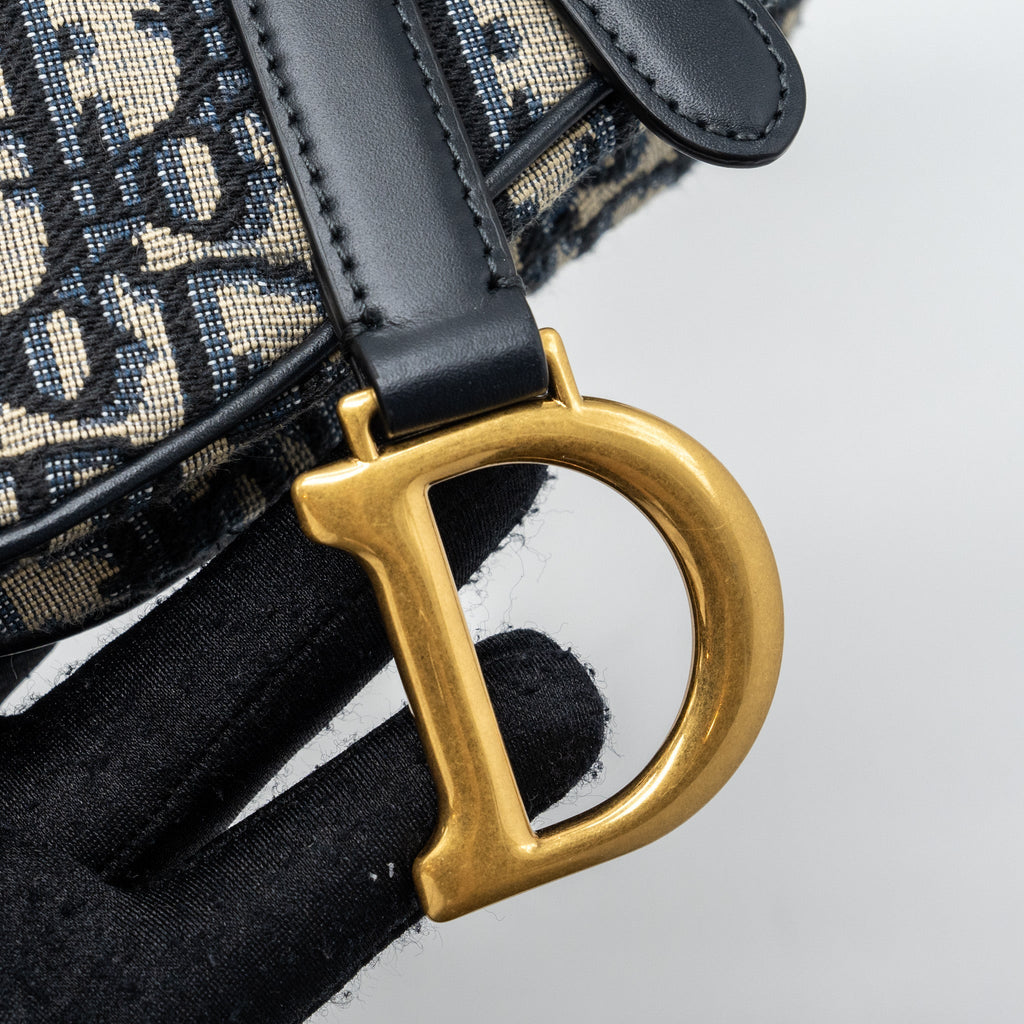 dior-mini-saddle-bag-blue-oblique-jacquard-ghw-2