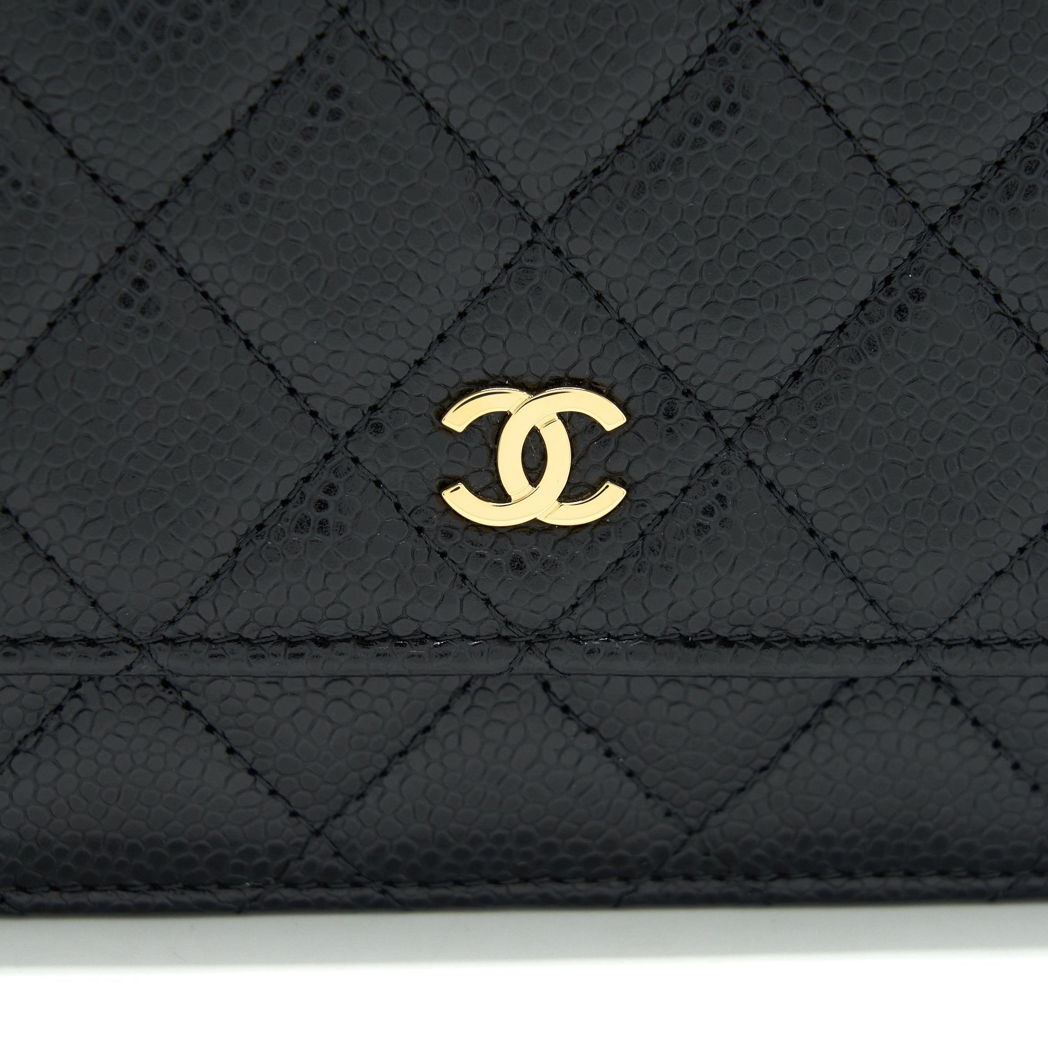 chanel-wallet-on-chain-caviar-black-ghw