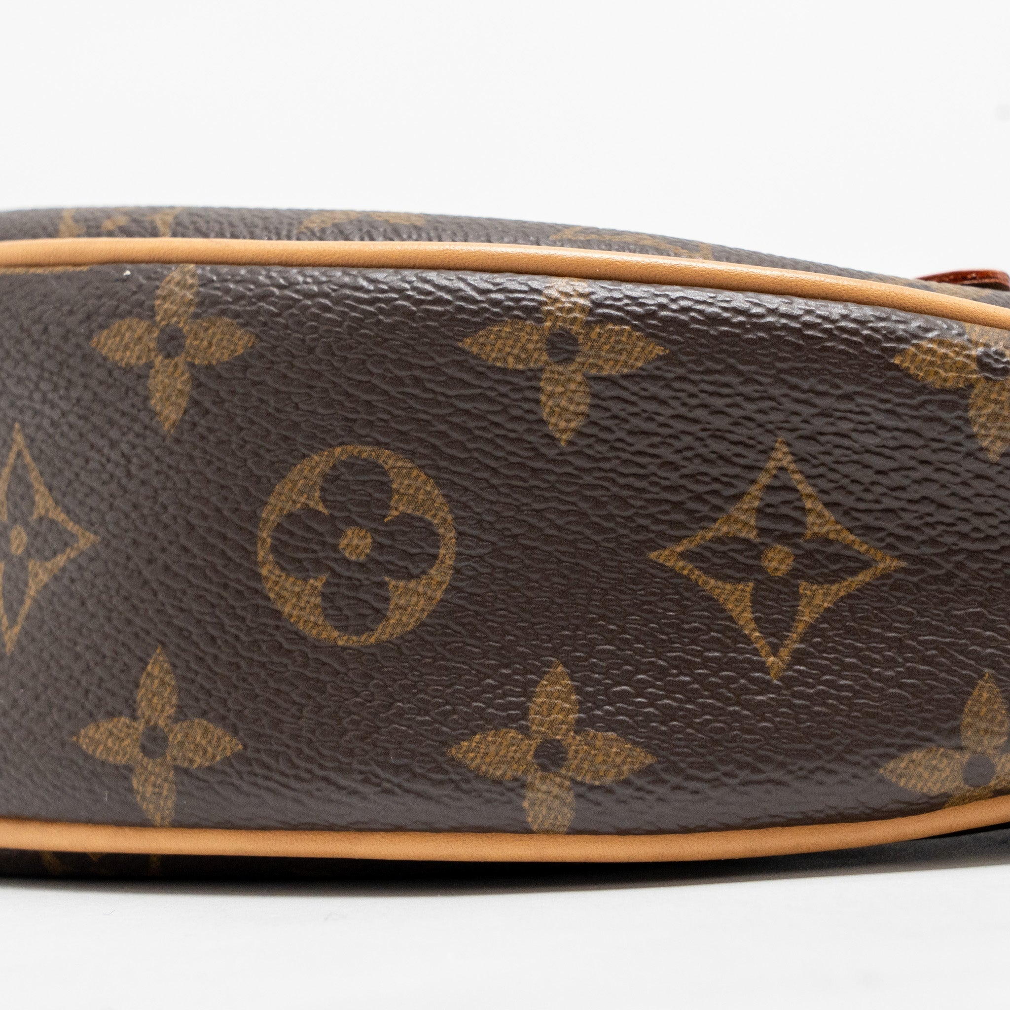 louis-vuitton-half-moon-loop
