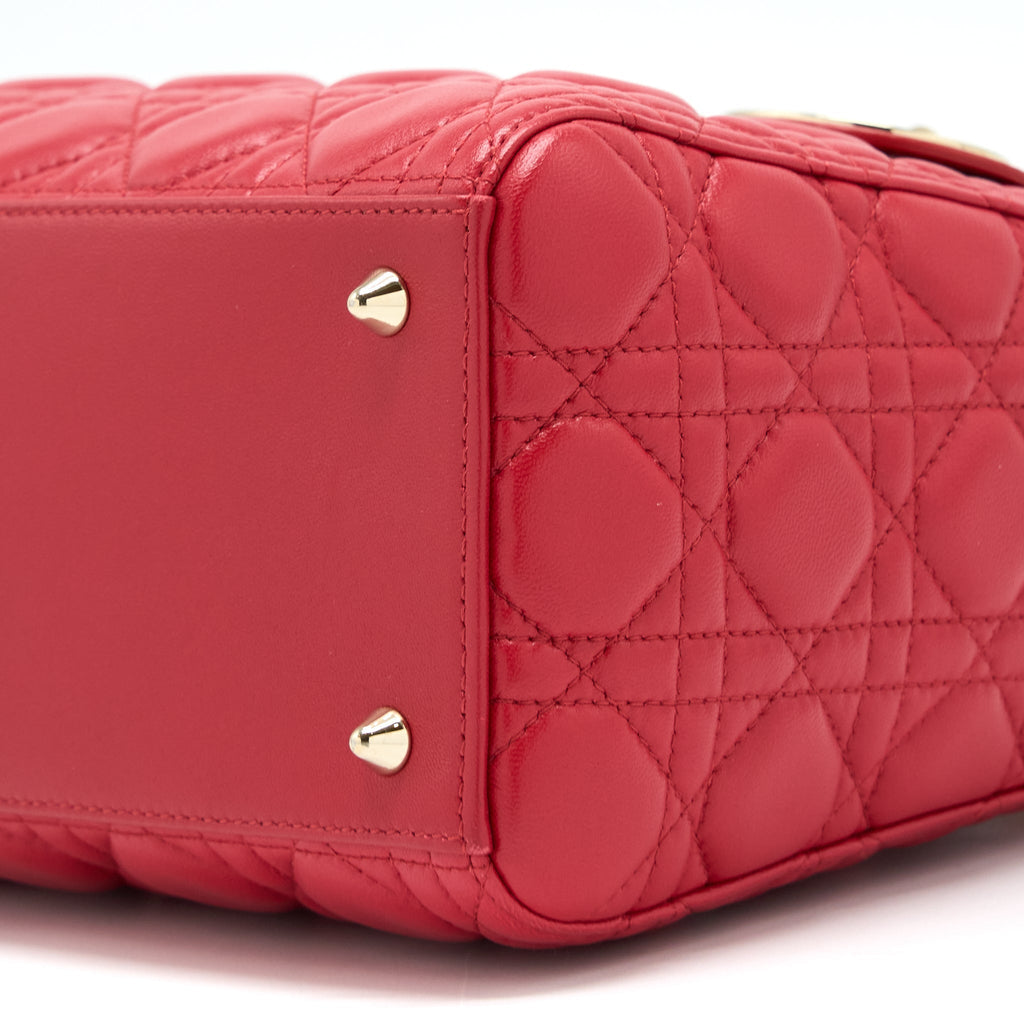 dior-medium-lady-dior-lambskin-red-ghw-1