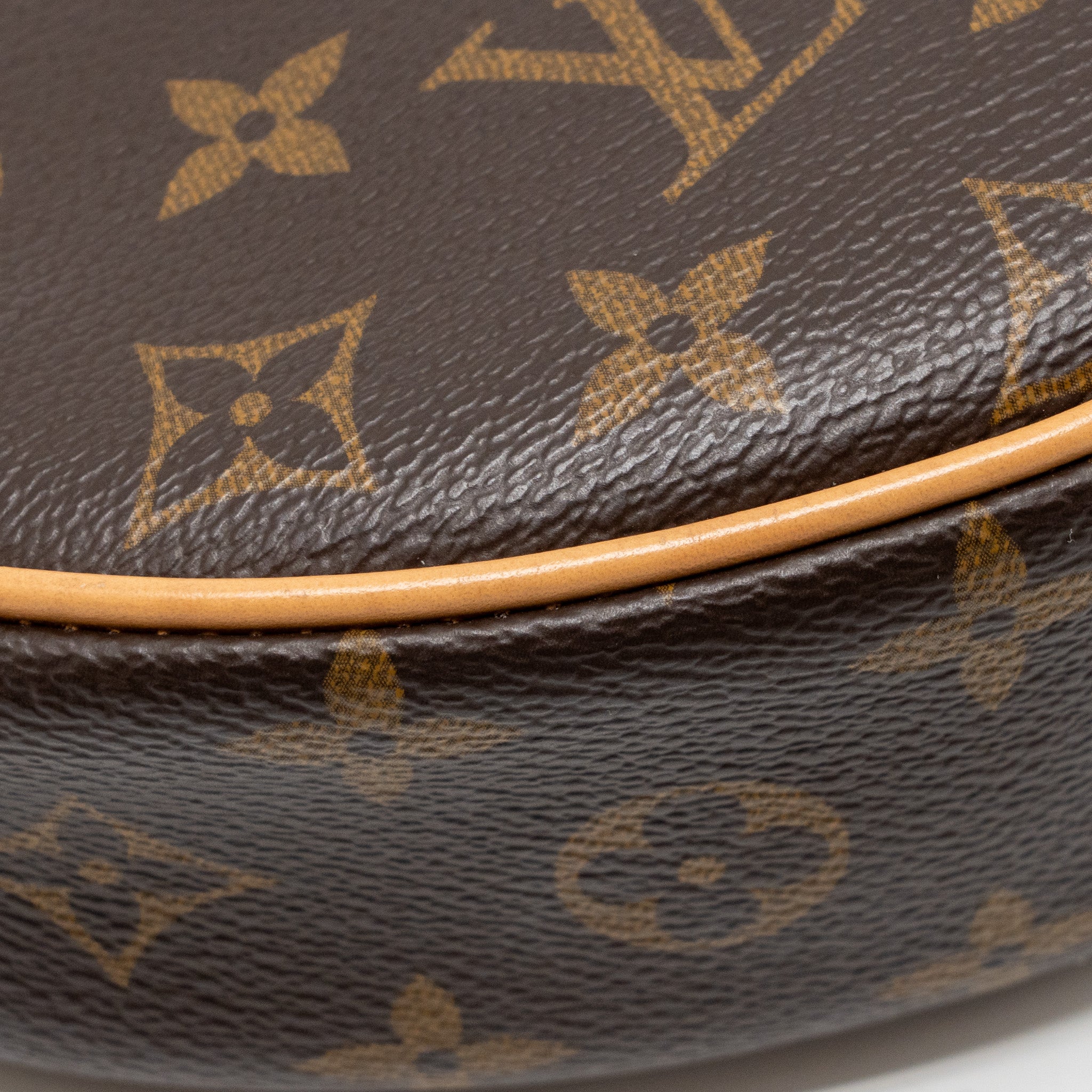 louis-vuitton-half-moon-loop