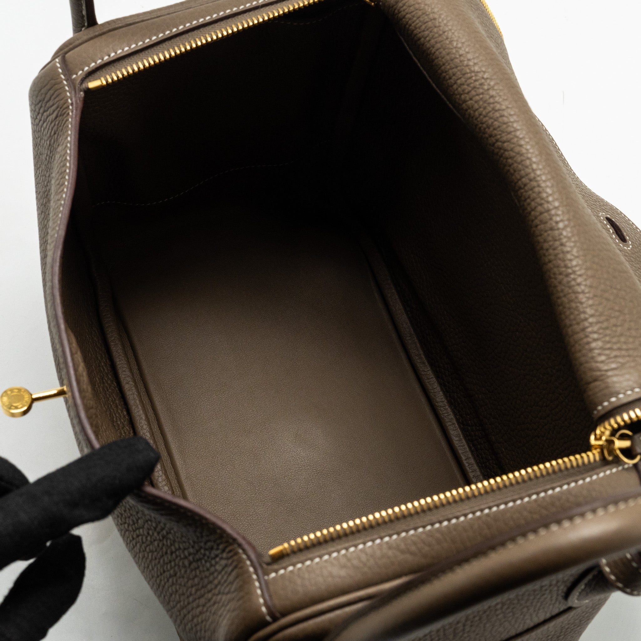 hermes-lindy-30-clemence-etoupe-ghw-stamp-u