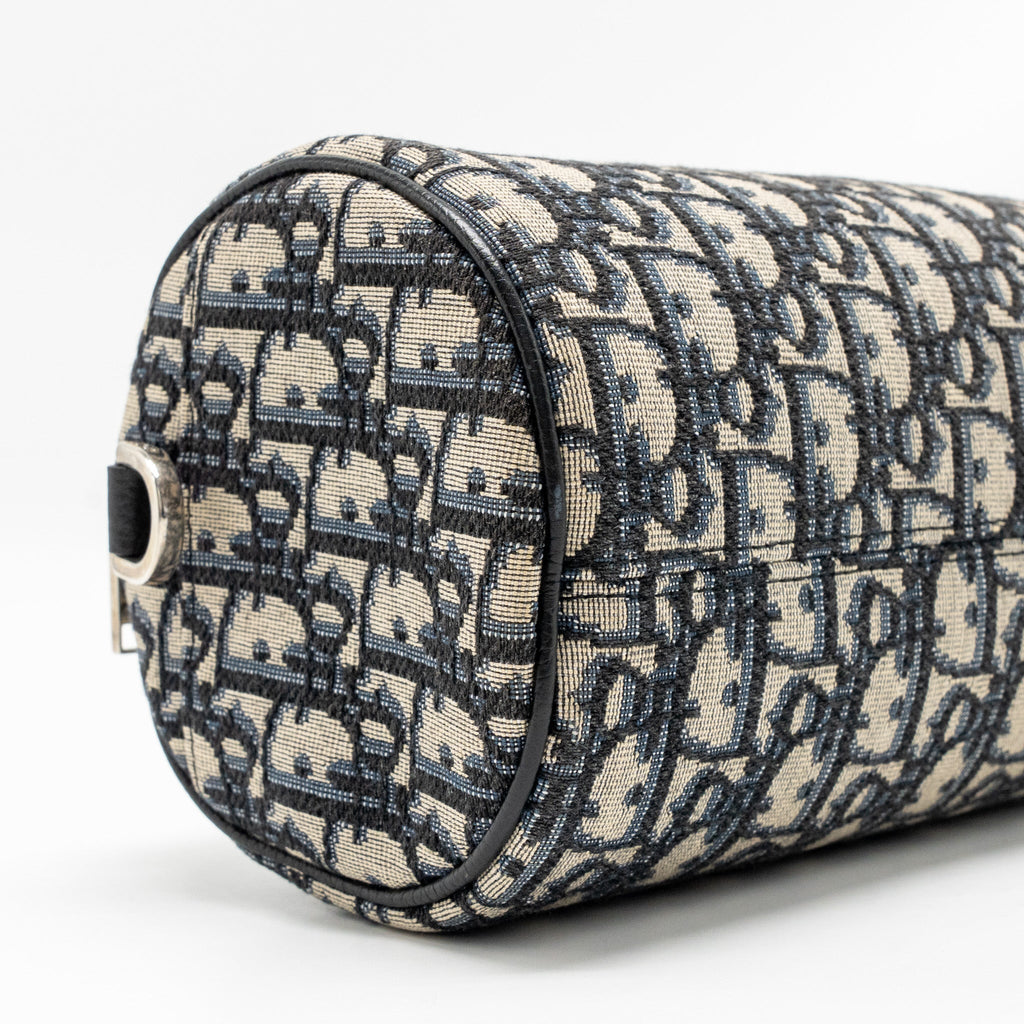 dior-roller-messenger-bag-oblique-jacquard-shw