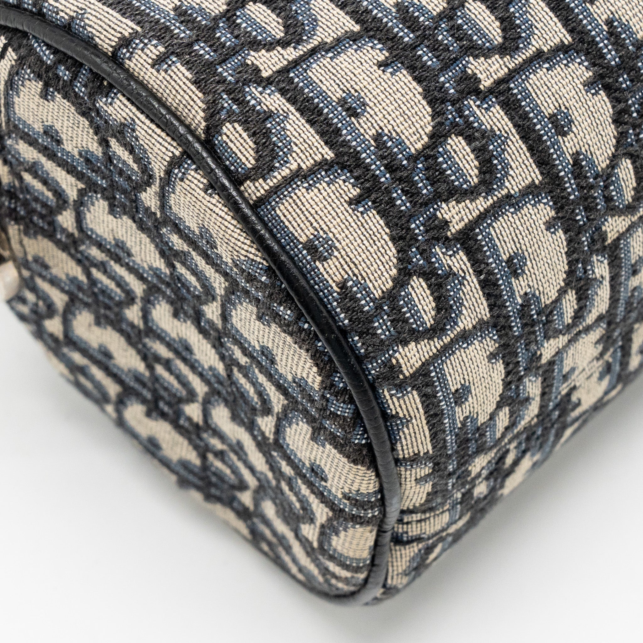 dior-roller-messenger-bag-oblique-jacquard-shw