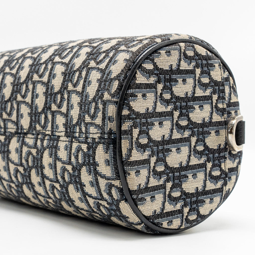 dior-roller-messenger-bag-oblique-jacquard-shw