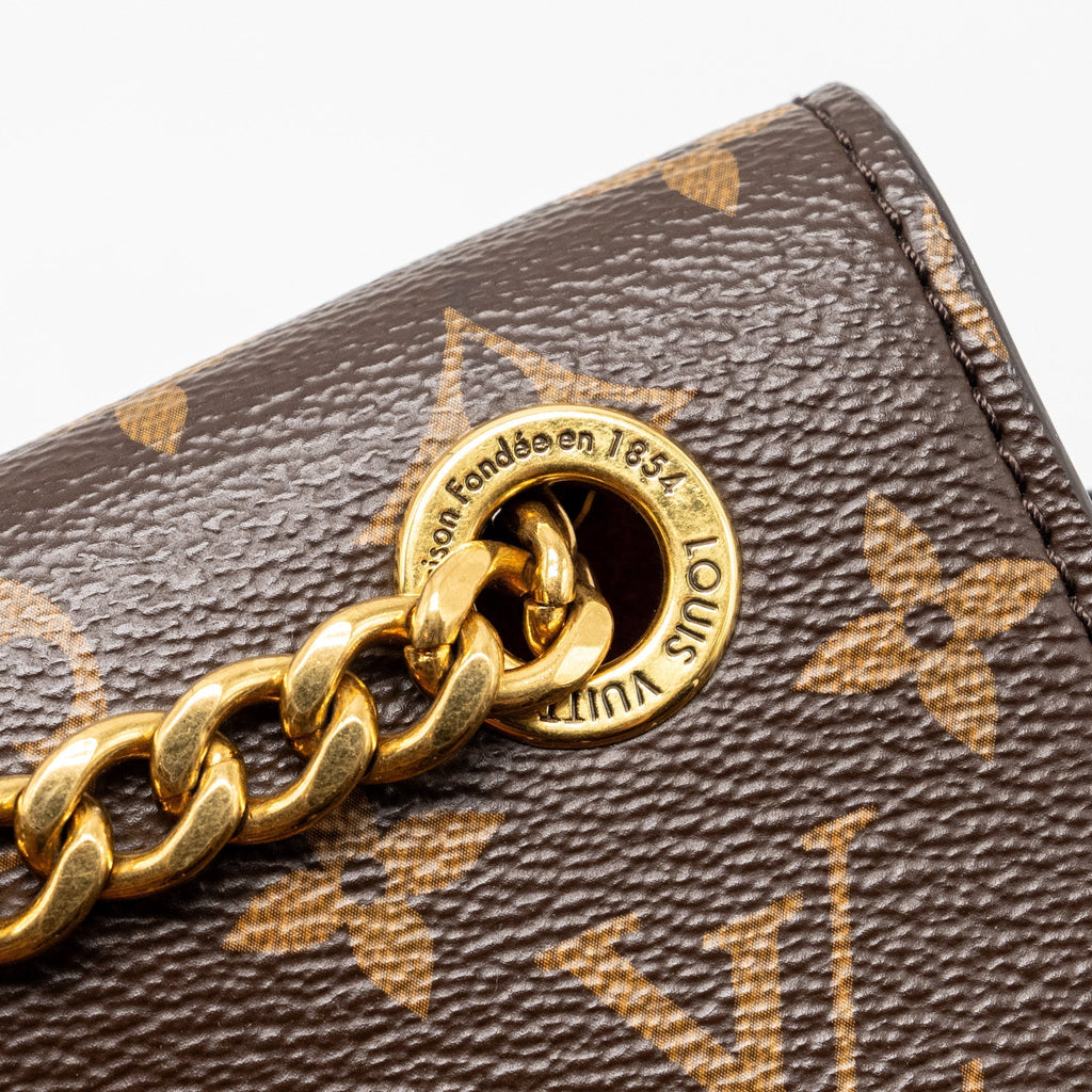 louis-vuitton-passy-monogram-canvas-black-gold-hardware