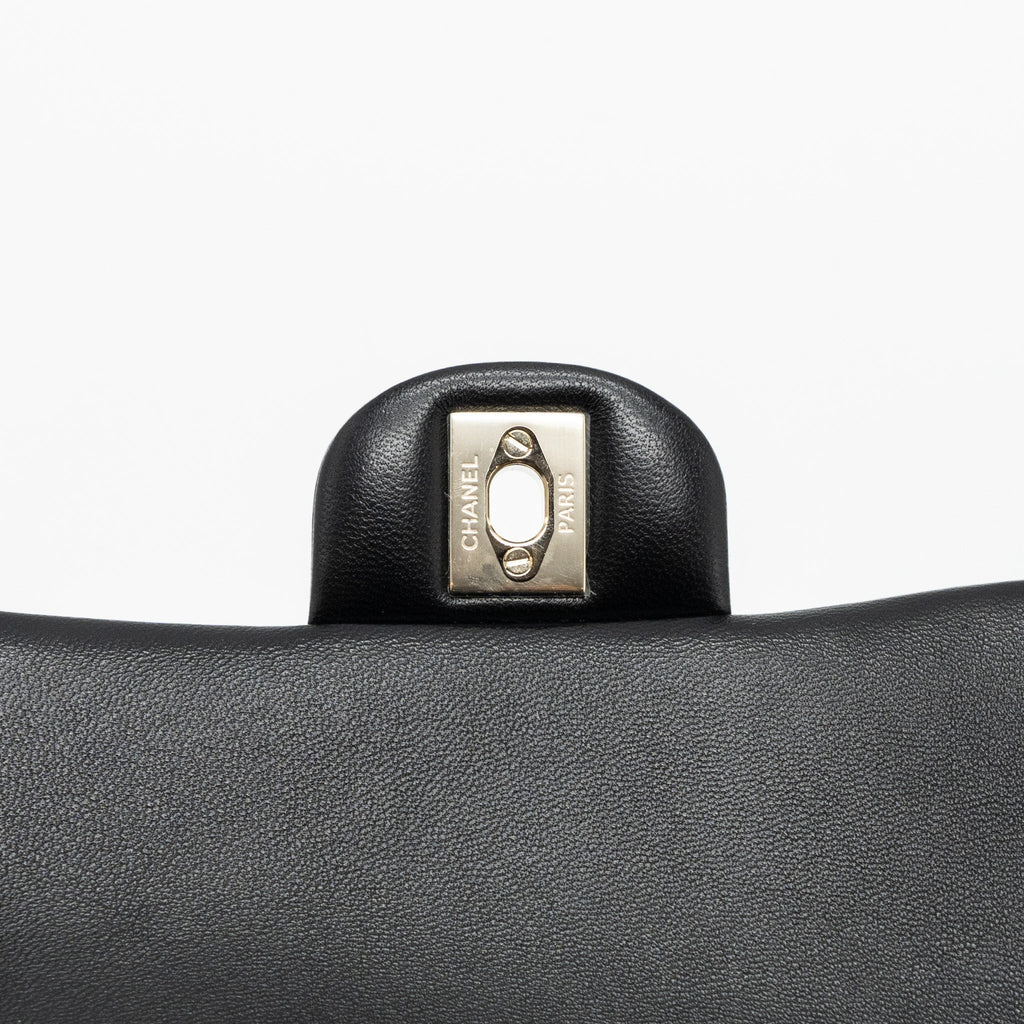 chanel-top-handle-mini-rectangular-flap-bag-lambskin-black-lghwmicrochip