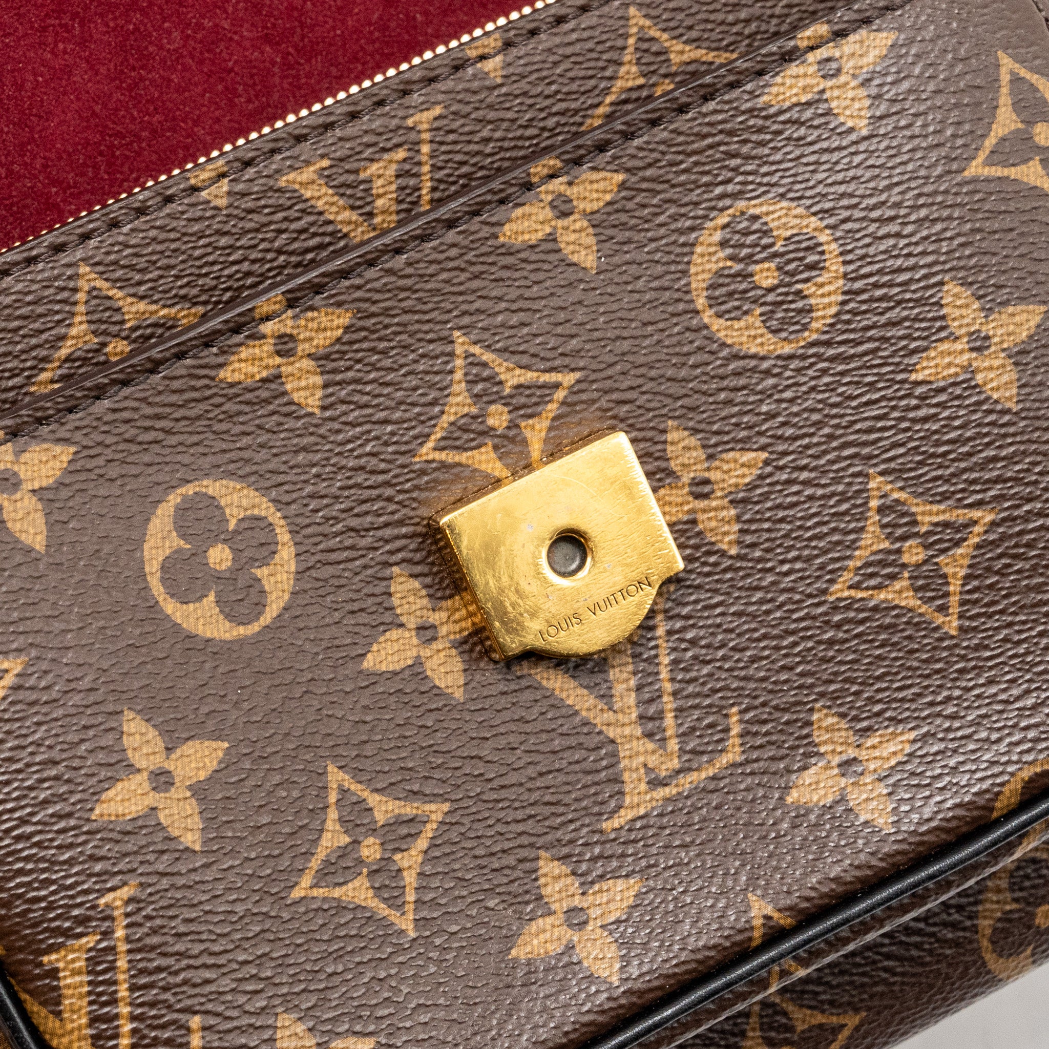 louis-vuitton-passy-monogram-canvas-black-gold-hardware