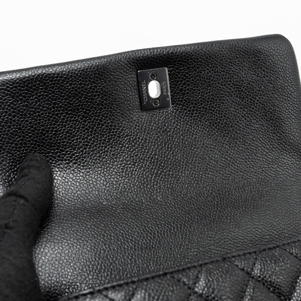 chanel-small-coco-handle-caviar-so-black-with-black-hardware-1