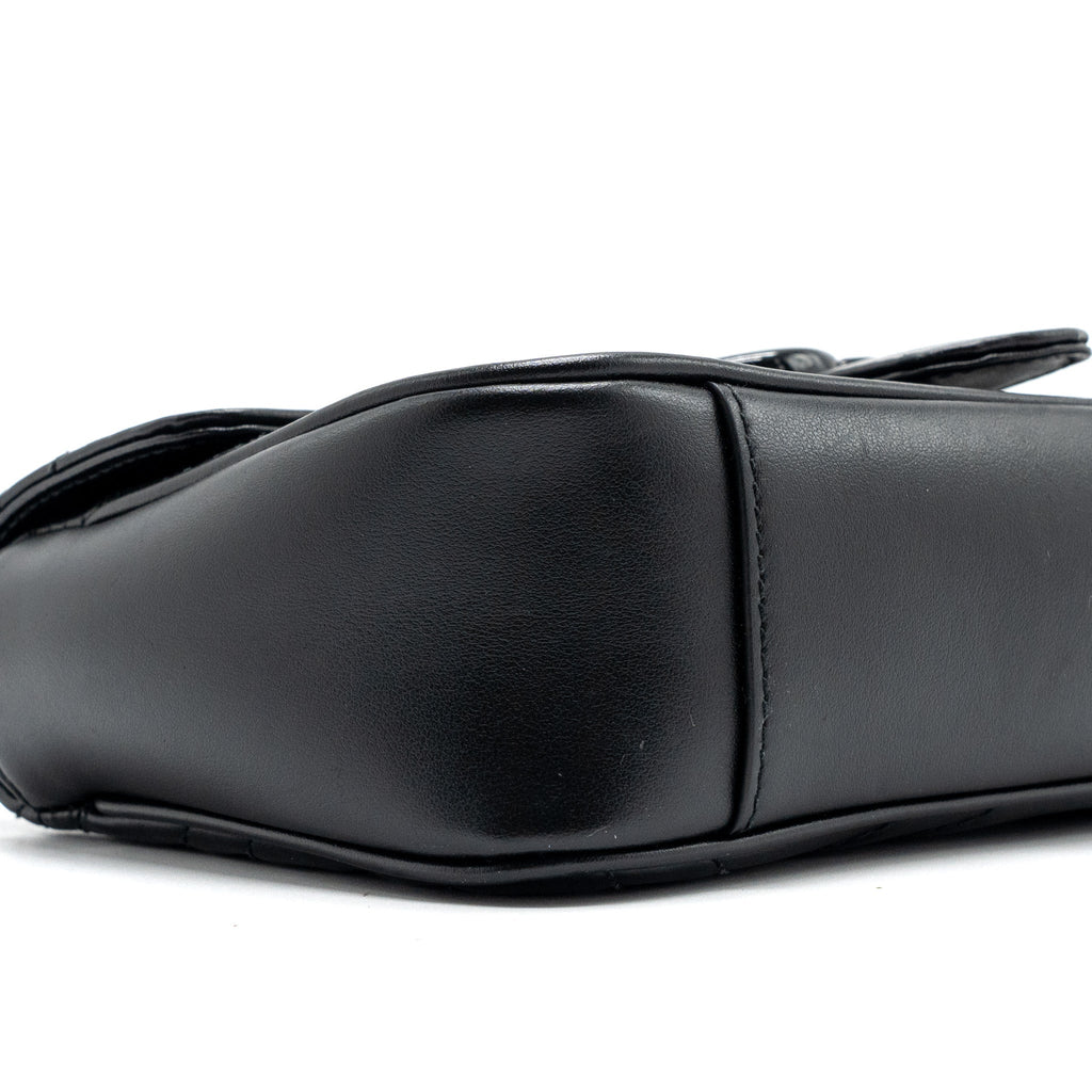 gucci-mini-marmont-calfskin-black-with-black-hardware