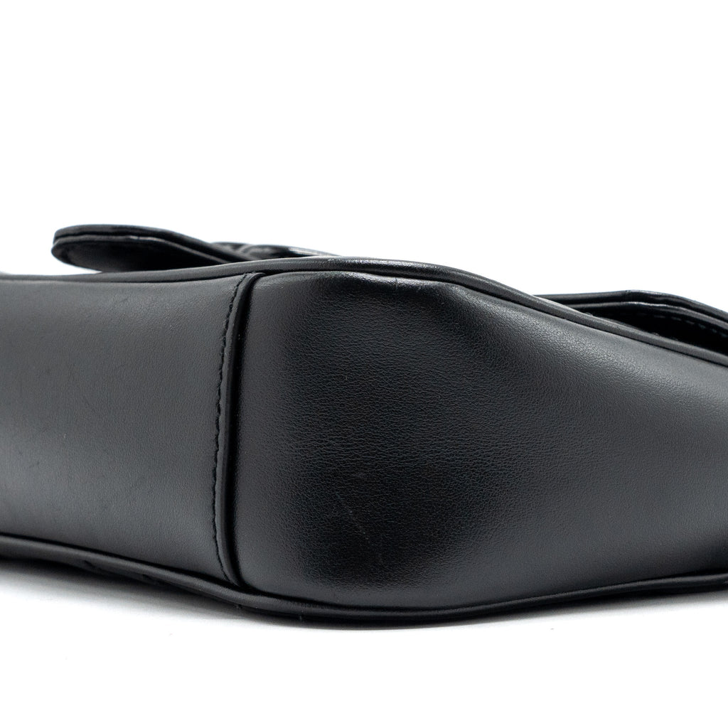 gucci-mini-marmont-calfskin-black-with-black-hardware
