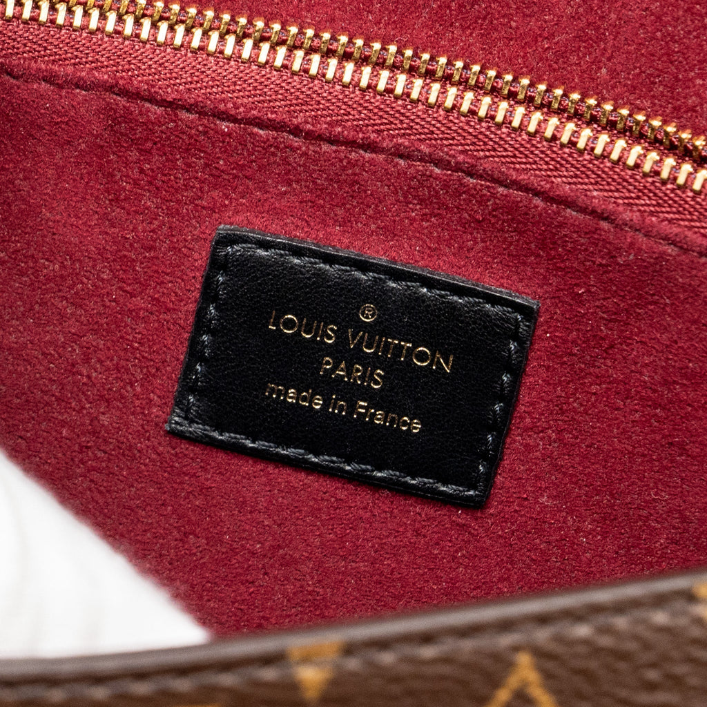 louis-vuitton-passy-monogram-canvas-black-gold-hardware