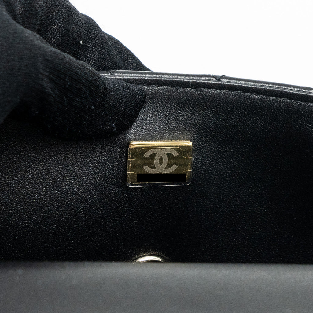 chanel-top-handle-mini-rectangular-flap-bag-lambskin-black-lghwmicrochip