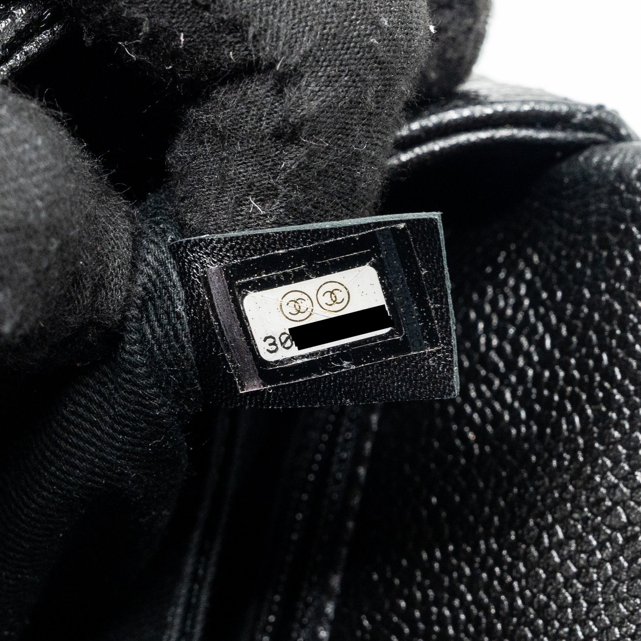chanel-small-coco-handle-caviar-so-black-with-black-hardware-1