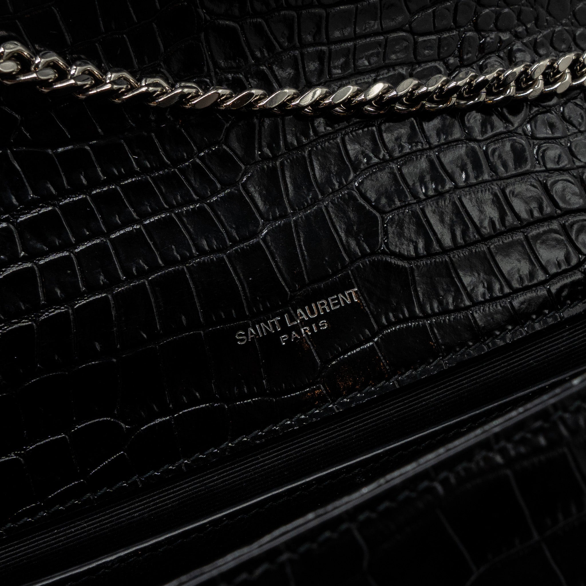 saint-laurent-ysl-kate-tassel-croc-embossed-calfskin-black-shw