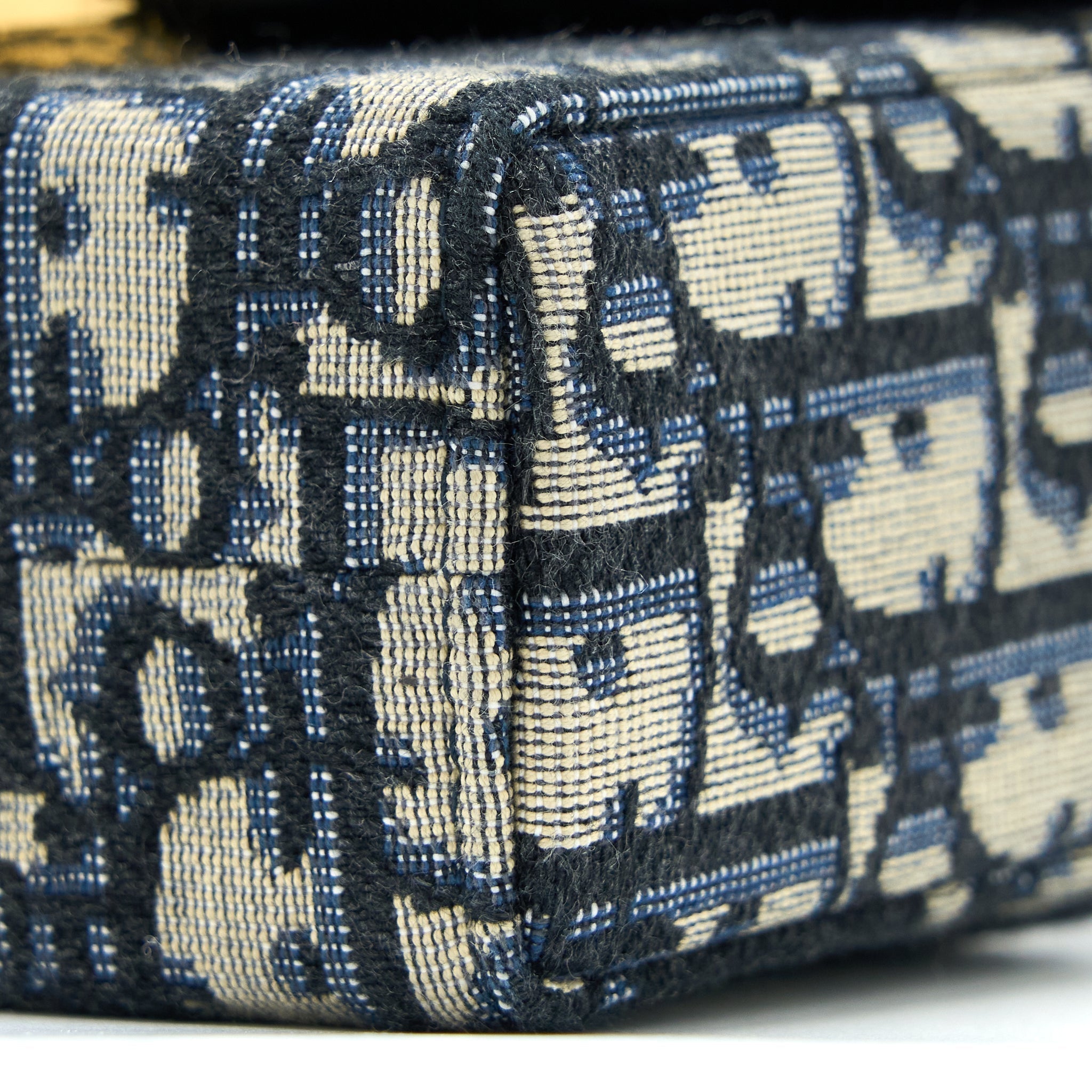 dior-30-montaigne-mini-box-bag-blue-oblique-ghw-1
