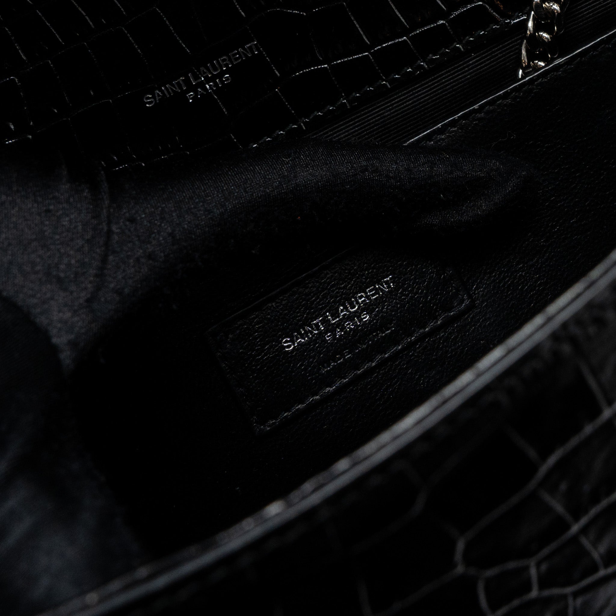 saint-laurent-ysl-kate-tassel-croc-embossed-calfskin-black-shw