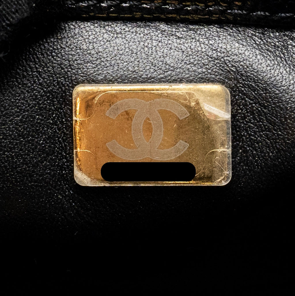 chanel-quilted-hobo-caviar-black-ghw-microchip